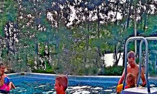 Apartamenty nad kaszubskim jeziorem, obok Wieżycy i Domu do Góry Nogami
