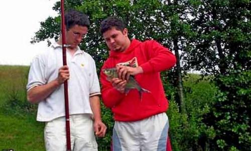 Apartamenty nad kaszubskim jeziorem, obok Wieżycy i Domu do Góry Nogami