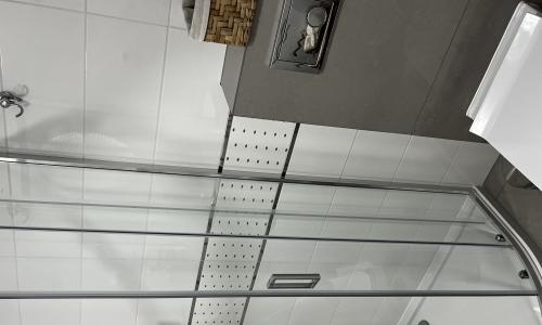 Całoroczny domek na Mazurach – Jeglin • 360 zł/dobę • Max 4 osoby