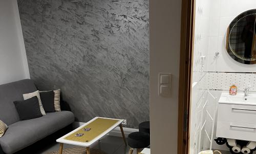 Całoroczny domek na Mazurach – Jeglin • 360 zł/dobę • Max 4 osoby